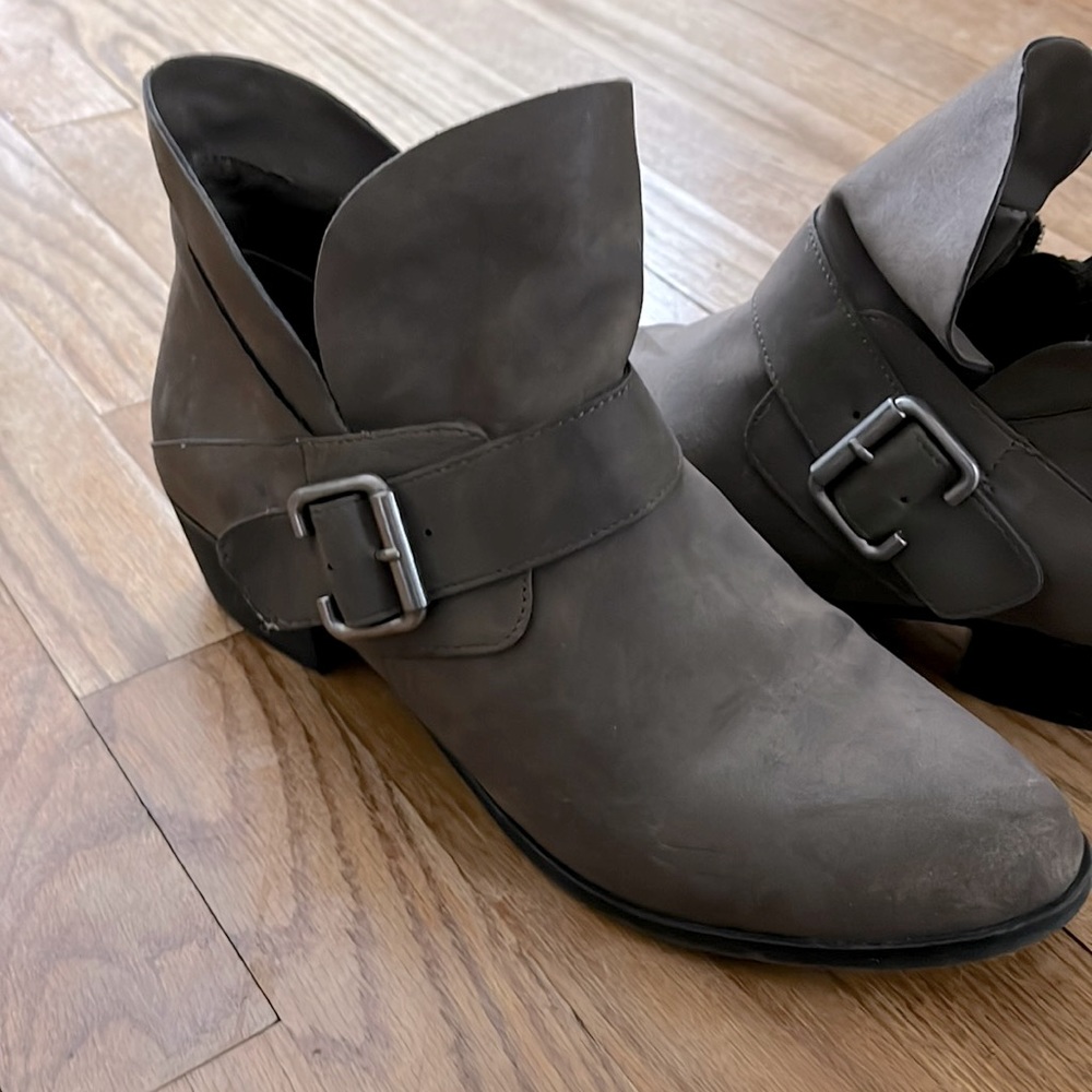 Grey booties  women’s size 10